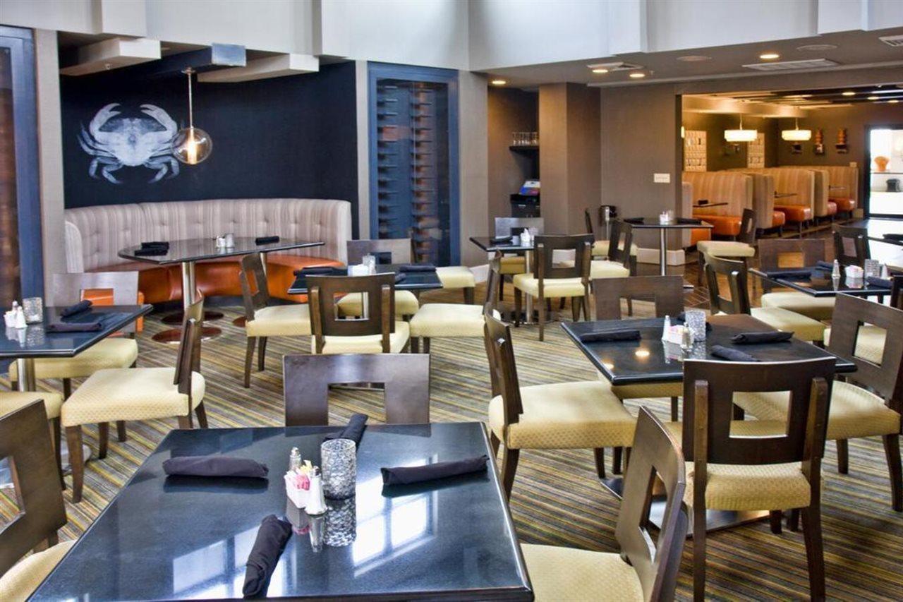 Doubletree Suites By Hilton Hotel Huntsville South Buitenkant foto