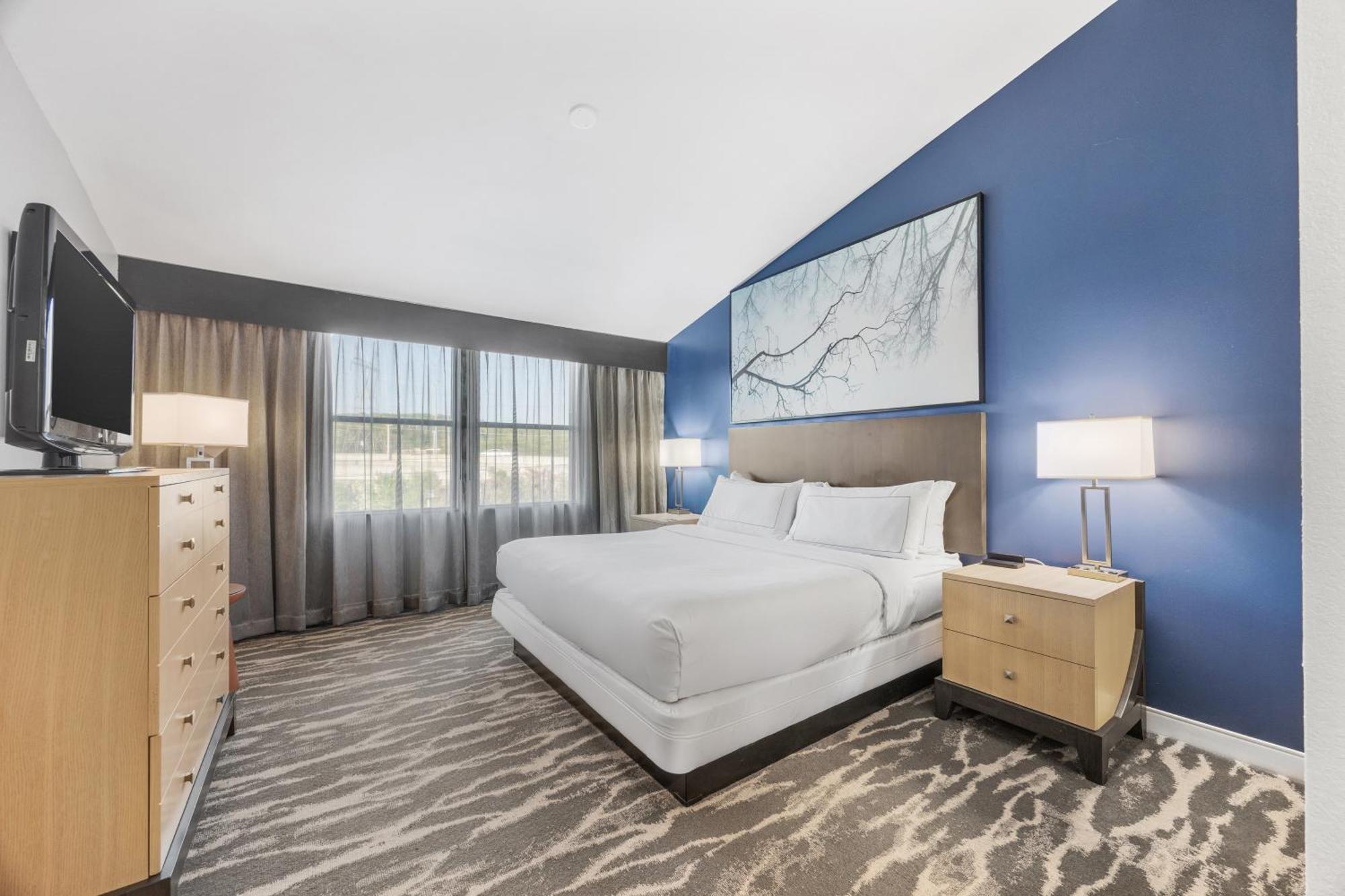 Doubletree Suites By Hilton Hotel Huntsville South Buitenkant foto