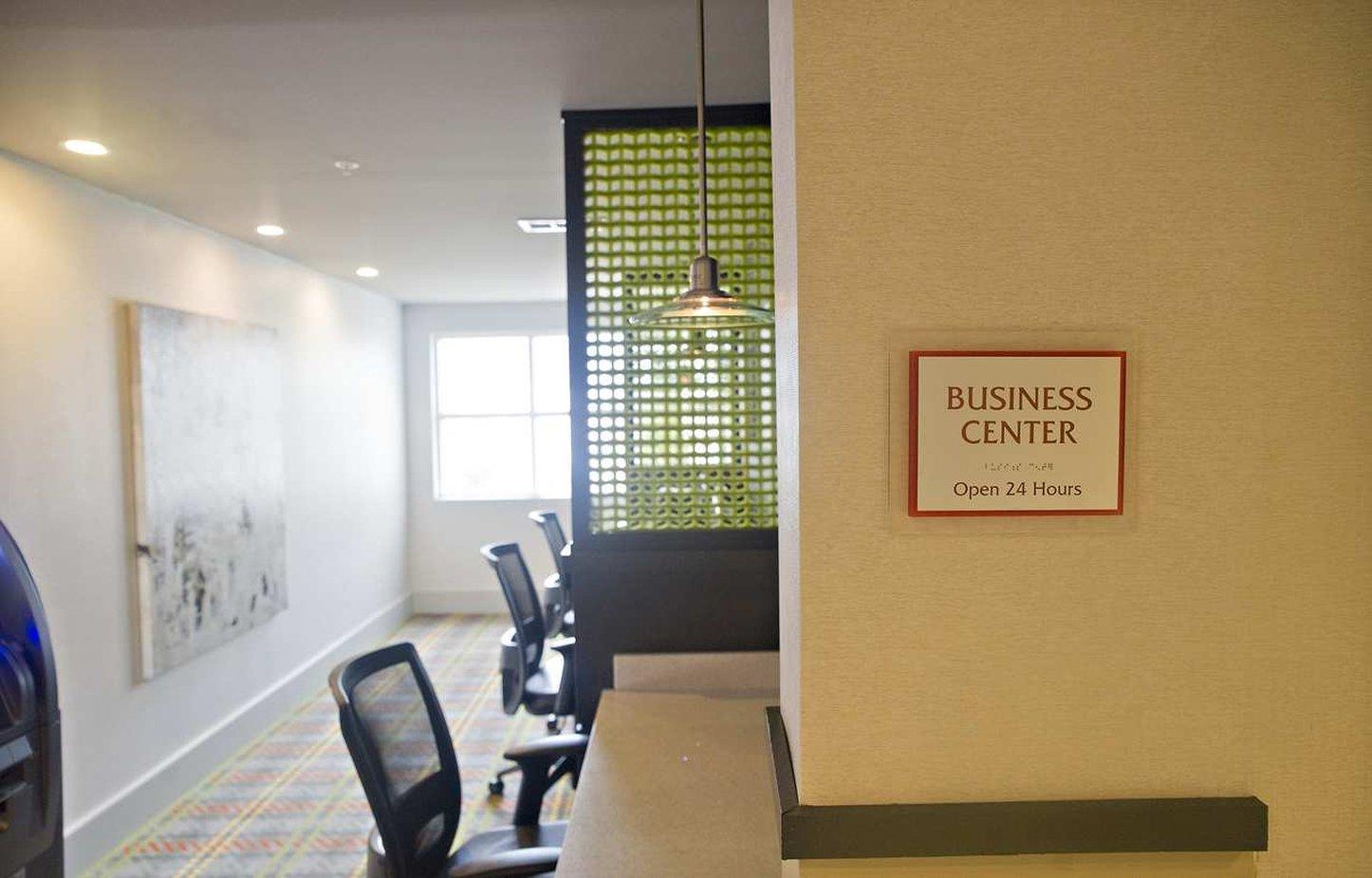 Doubletree Suites By Hilton Hotel Huntsville South Buitenkant foto