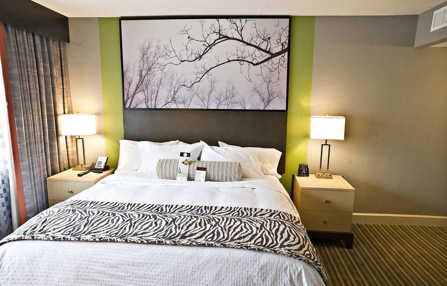 Doubletree Suites By Hilton Hotel Huntsville South Buitenkant foto