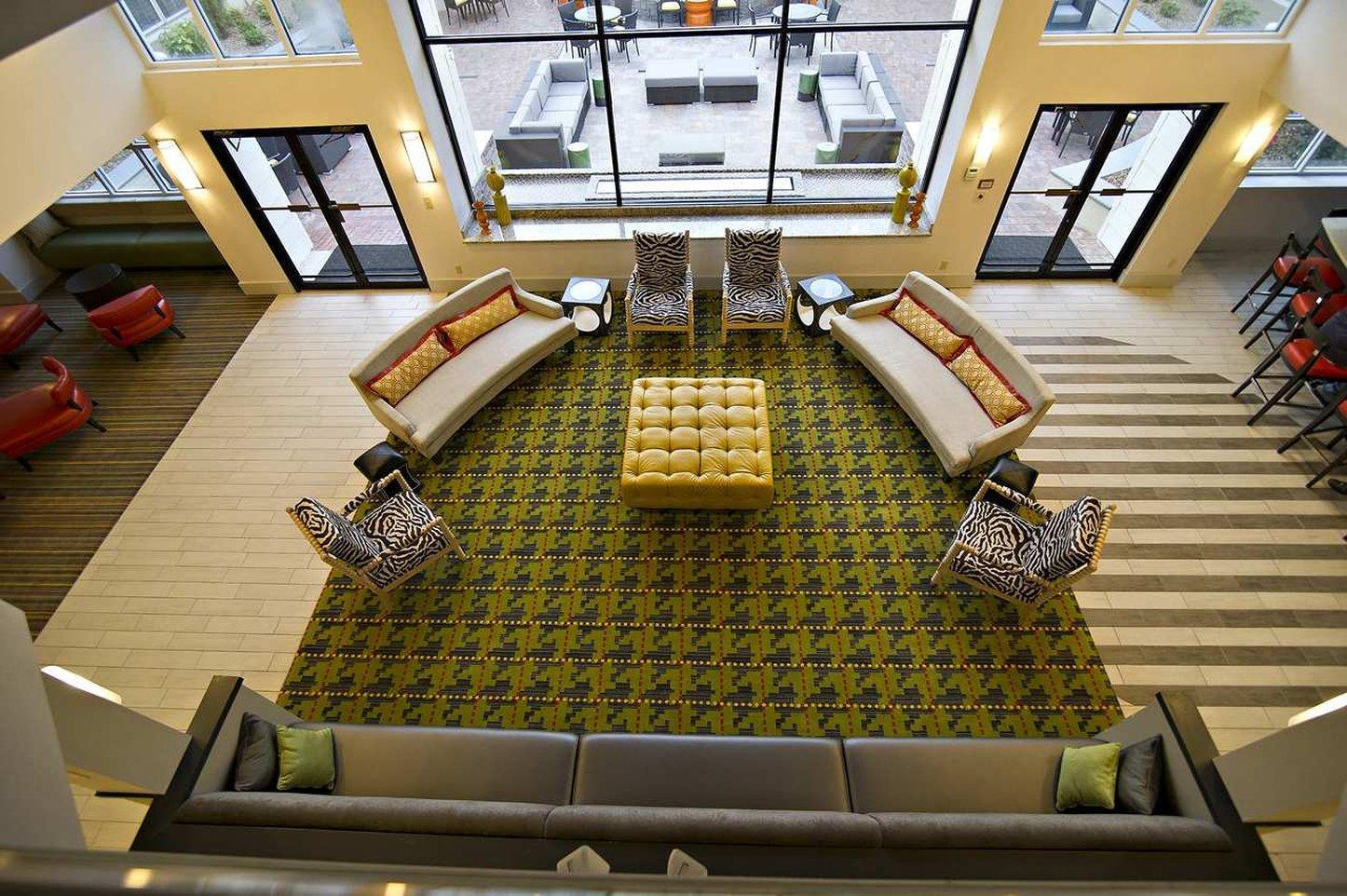 Doubletree Suites By Hilton Hotel Huntsville South Buitenkant foto